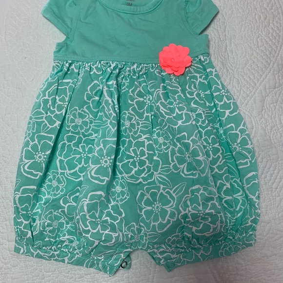 Romper Set  size 3M and 2 in size 6M by Carter’s - Picture 8 of 9